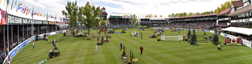 The picture enclosed shows the International Ring of Spruce Meadows. It can be used free of charge (picture: Rolex Grand Slam of Show Jumping/Kit Houghton)