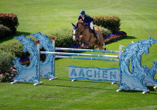 Daniel Deusser (GER) in competition with Pepita Van 'T Meulenhof Br in the Prize of Soers