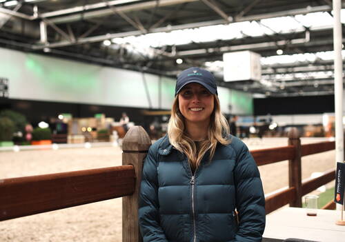 INTERVIEW MIT CLAUDIA MOORE