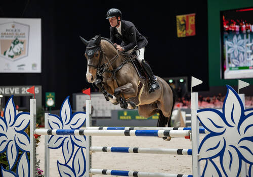 Scott Brash (GBR) riding Hello Jefferson in the Prix Radio Lac