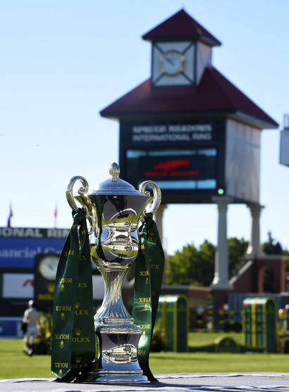 Die Rolex Grand Slam Trophy. Das Bild darf nur im Zusammenhang mit der Pressemitteilung verwendet werden. Bild: Rolex Grand Slam of Show Jumping/Kit Houghton).