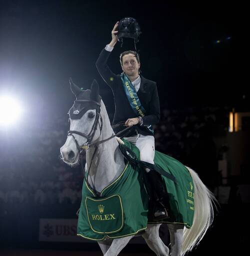 Martin Fuchs (SUI) waves to the crowd whilst riding Leone Jei after his victory in the Rolex IJRC Top 10 Final