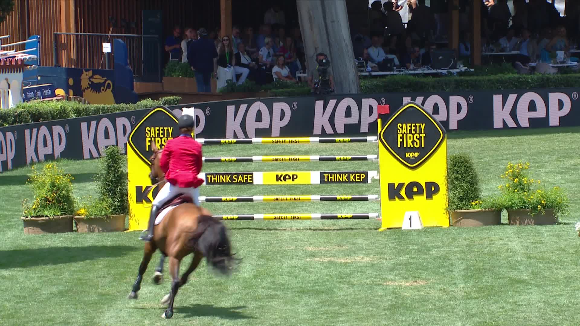 Reiten Reitsport Pokal Kinder Medaillen mit Deutschland-Bändern Turnier Springen 